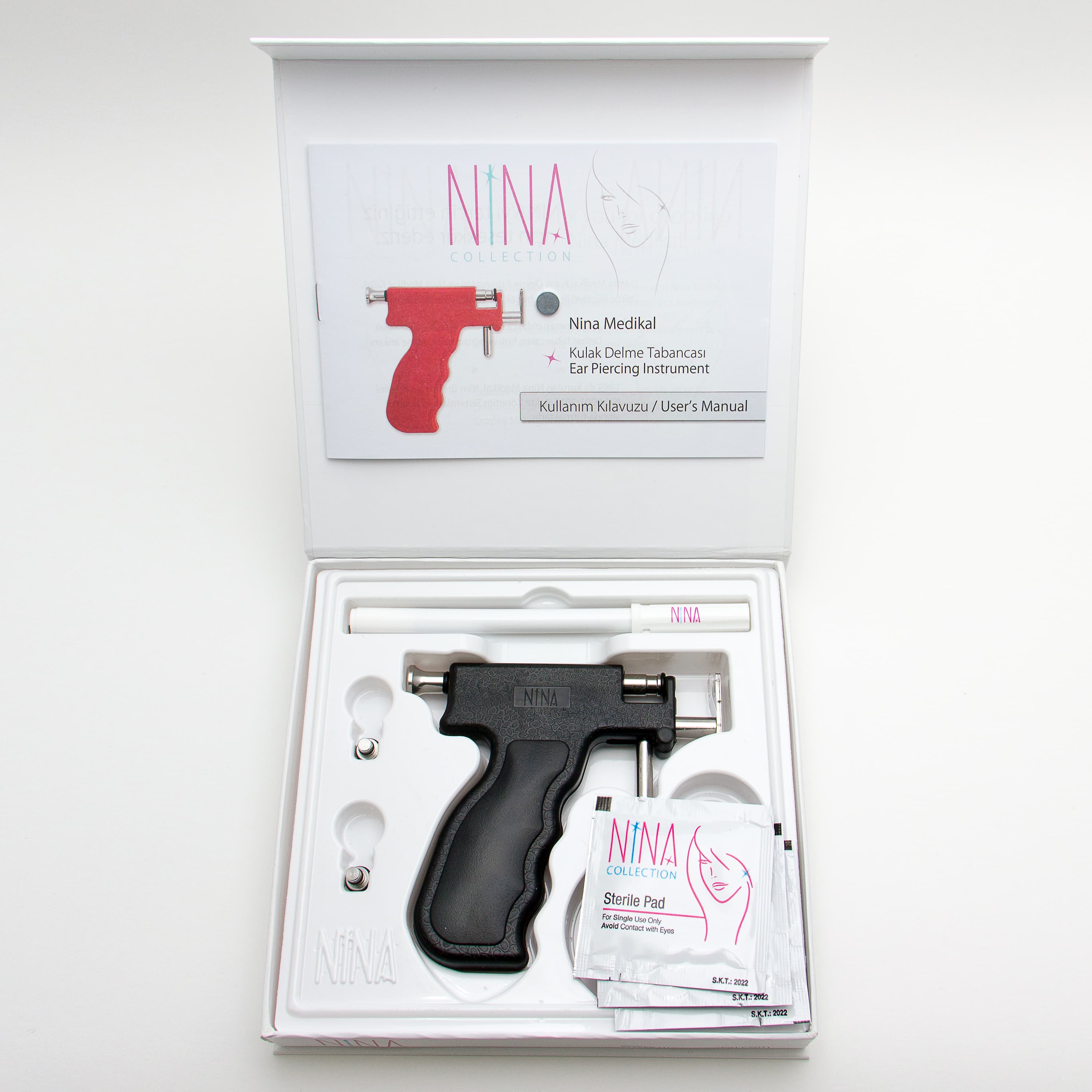 Пистолет для прокалывания ушей NINA Черный